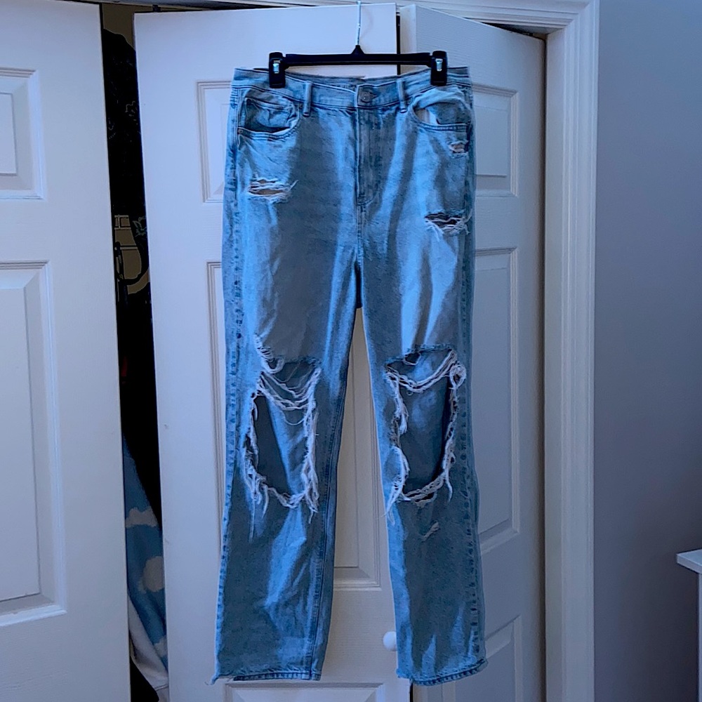 high rise 90’sboyfriend style jeans from AE